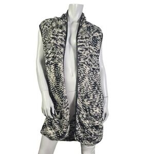 Chico's Sz 1-US 8 Mackenzie Tweed Open Sweater Vest- Marled Black & White